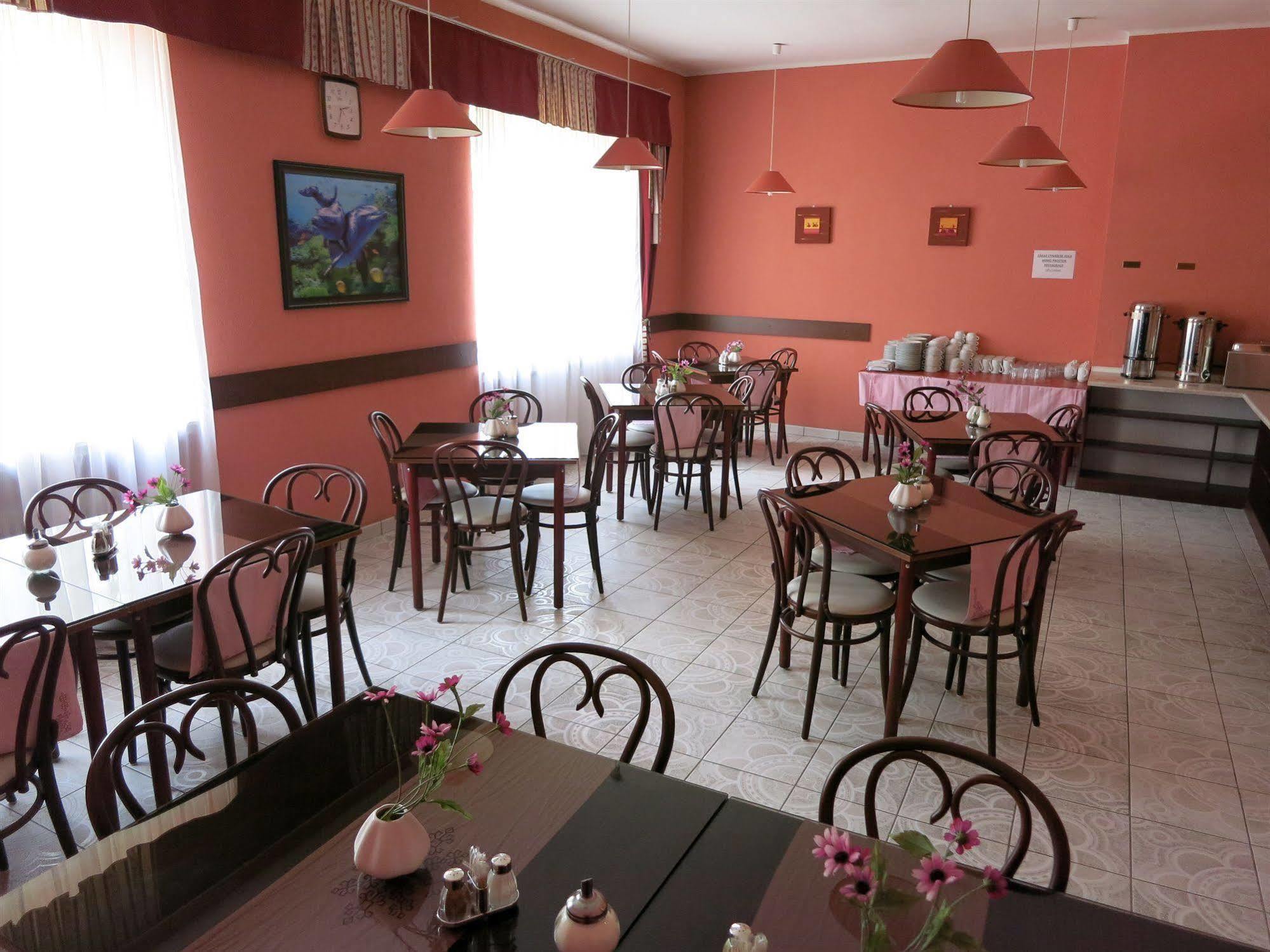 Hotel Mira Inn Prague Luaran gambar